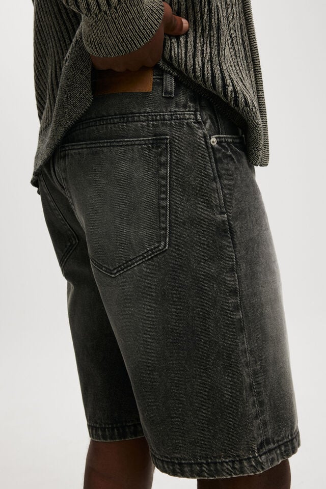 Baggy Denim Short – Relaxed Fit, Urban Edge - jnjjackets
