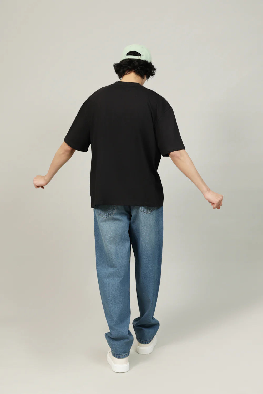 Fit Baggy T-Shirt – Relaxed & Trendy Everyday Wear - jnjjackets