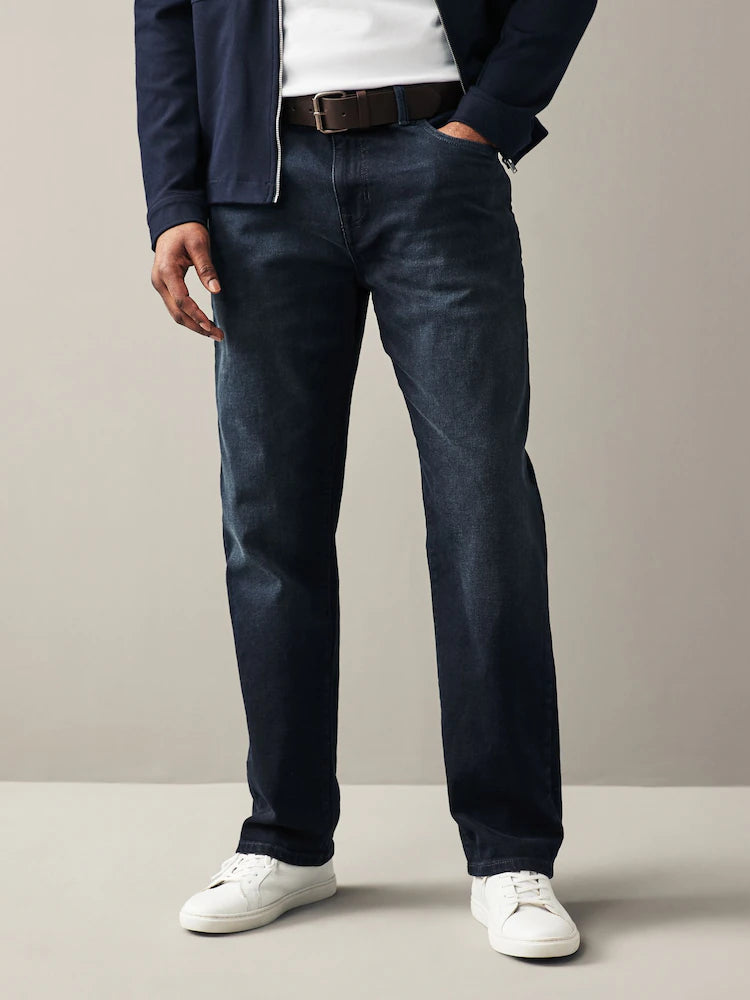 Straight Fit Belted Jeans – Classic Shape with Modern Edge