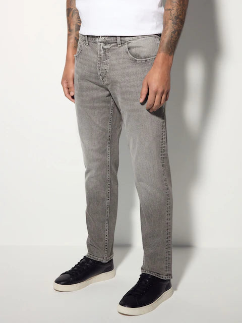 Slim Fit Classic Stretch Jeans – Sleek, Simple, Essential - jnjjackets