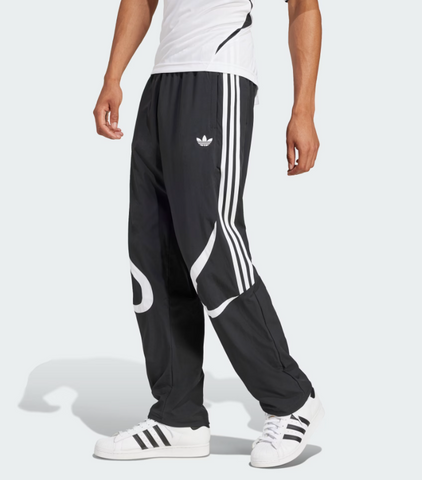 Adicolor Teamgeist Track Pants – Retro Sport Style, Modern Comfort